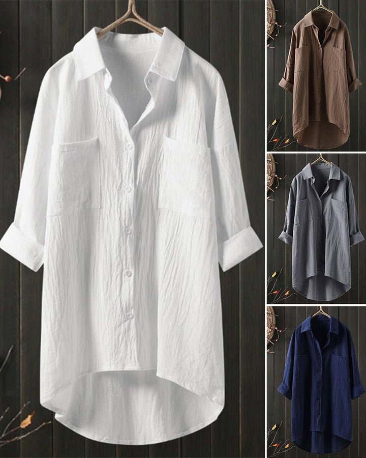 Casual, solid-colored blouse with long sleeves — a versatile everyday basic
