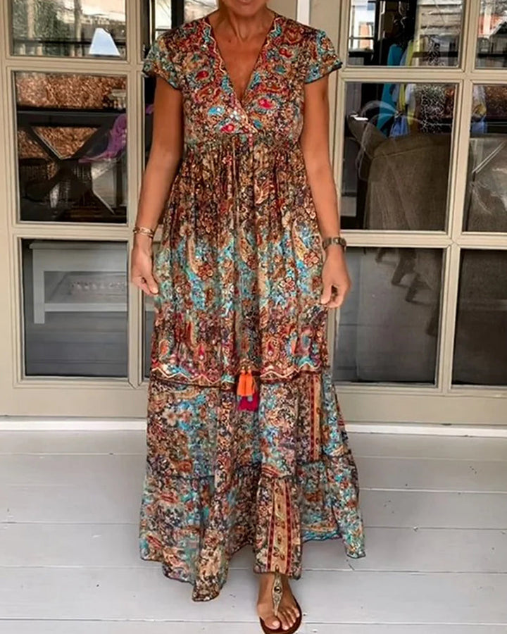 Trendy printed summer dress with a V-neck