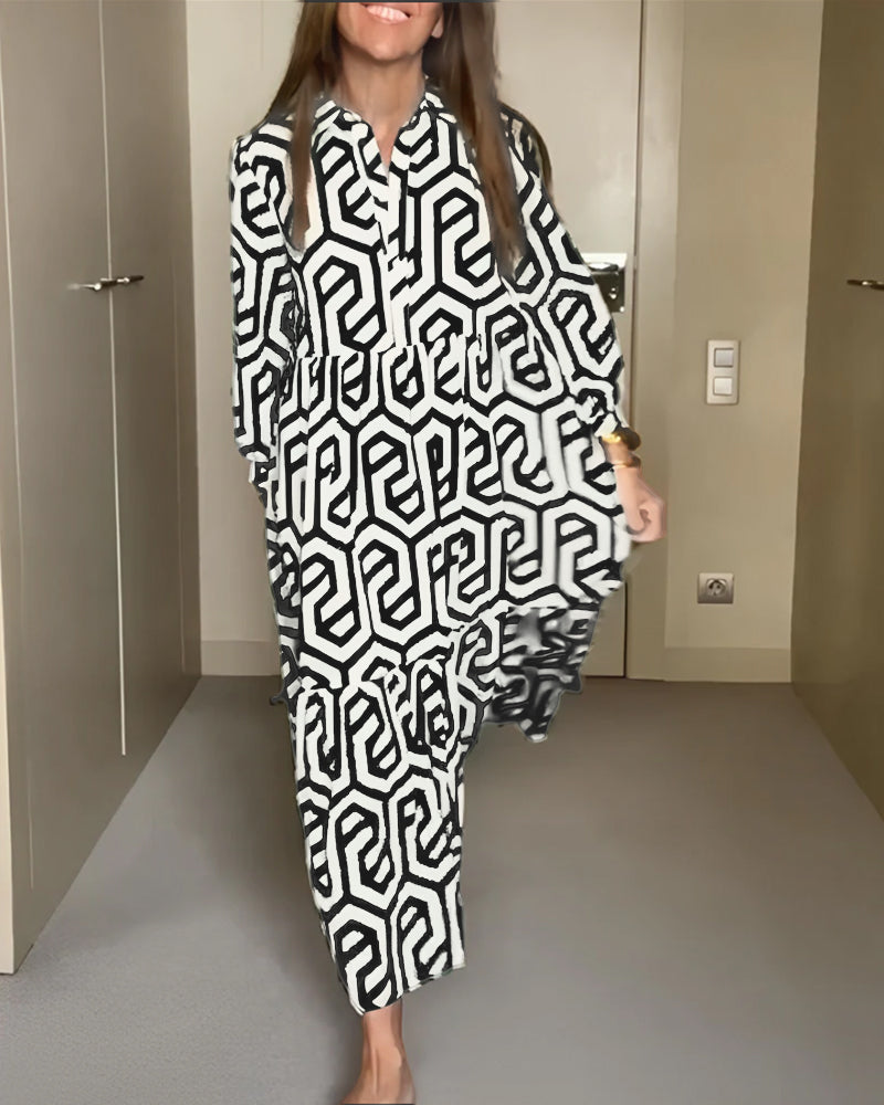 Chic dress with nine dots and a geometric print