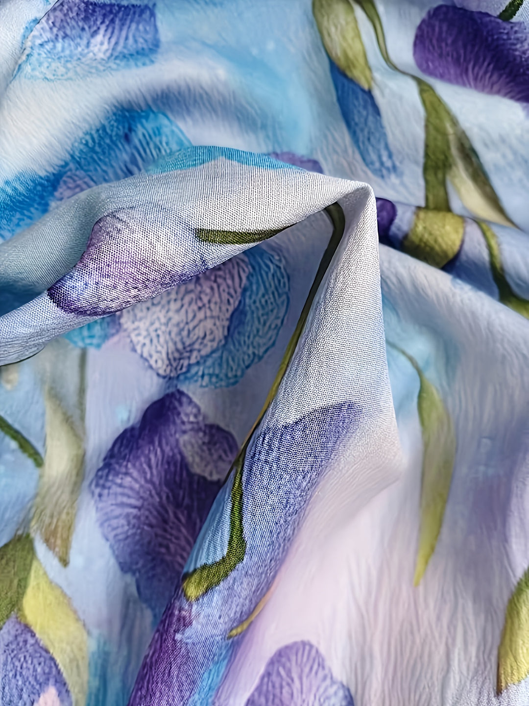 Rosette | Effortless Floral Button-Up Blouse