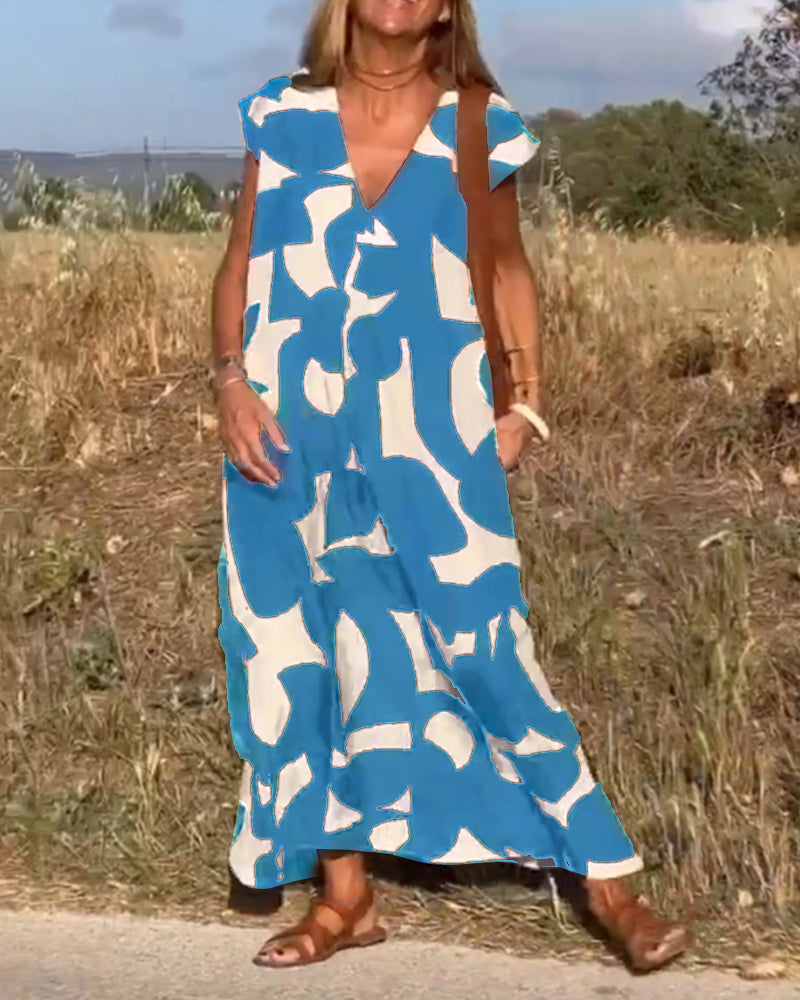 Stylish dress with a trendy print and V-neck