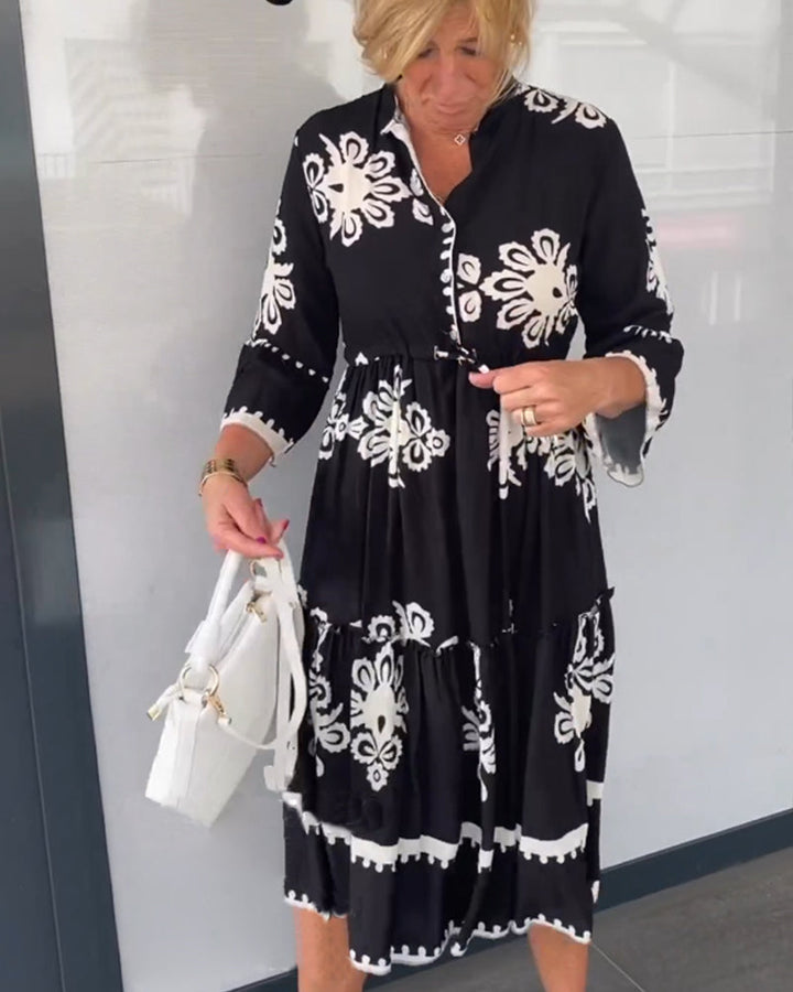 Elegant floral dress with 3/4 sleeves