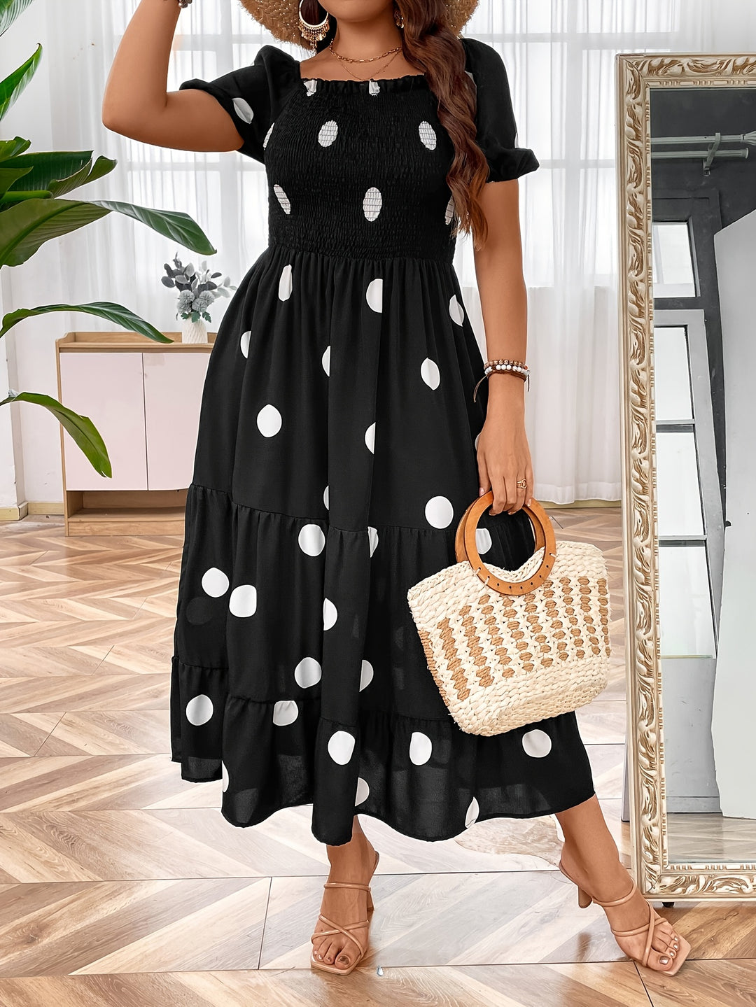 ELEANOR – Plus Square Neck Dress