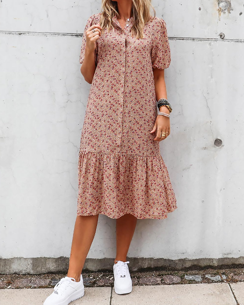 Short-sleeved sheath dress with print