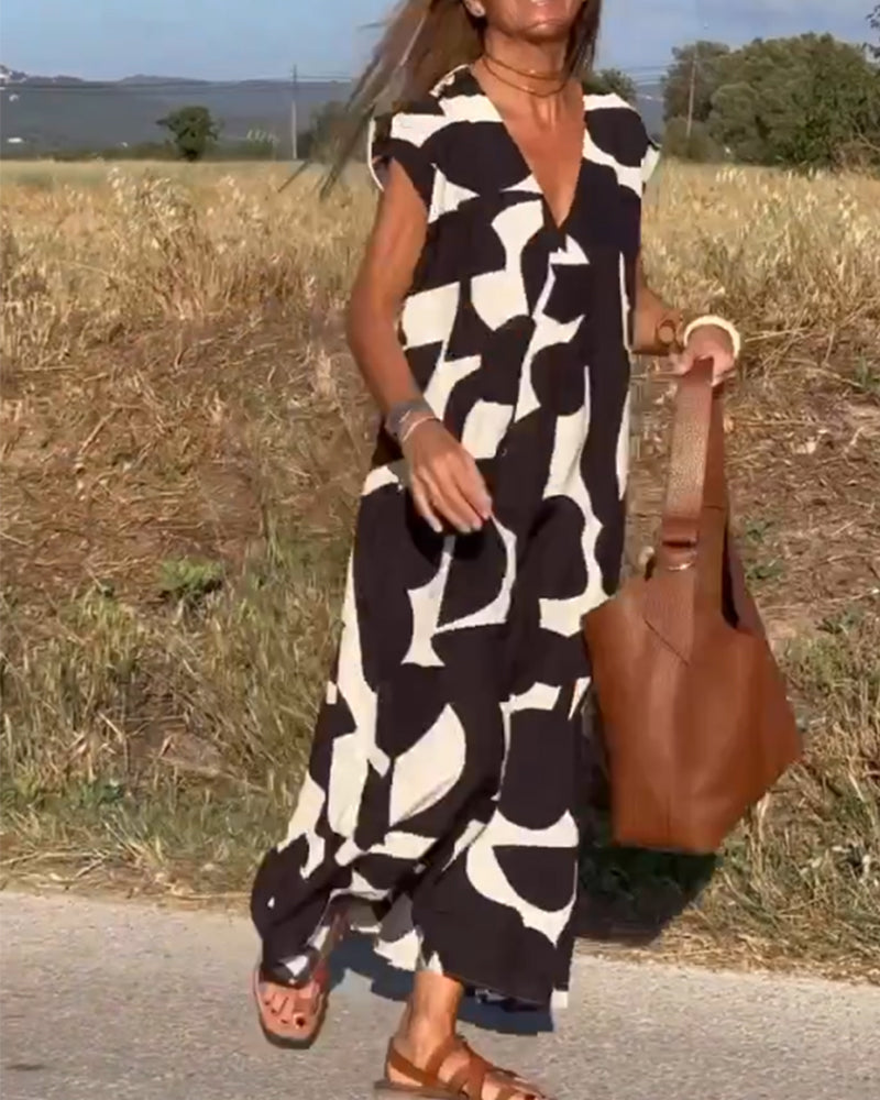 Stylish dress with a trendy print and V-neck