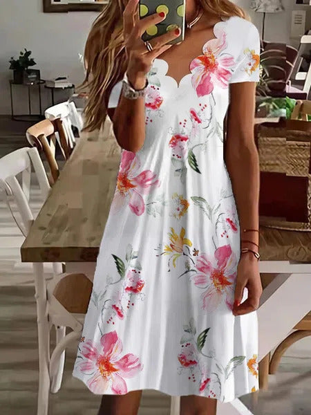 Daisy | Scallop Neck Floral A-Line Dress