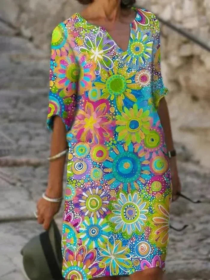 Annabelle™ - Floral dress with a V-neck