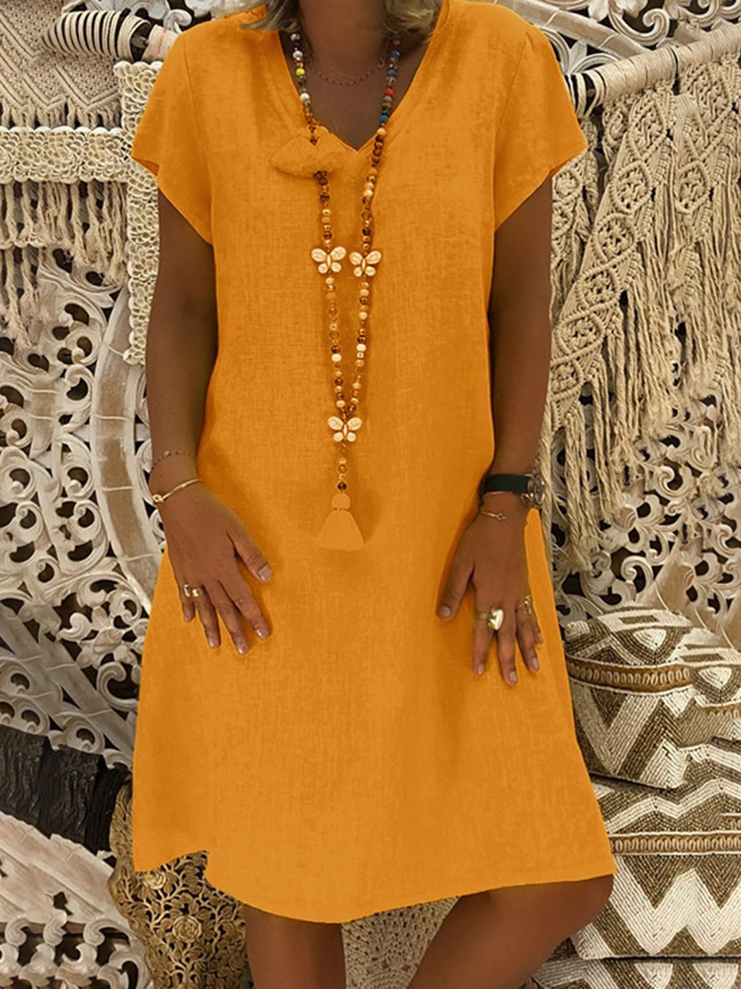Essential | Solid Color V-Neck Short Sleeve Dress