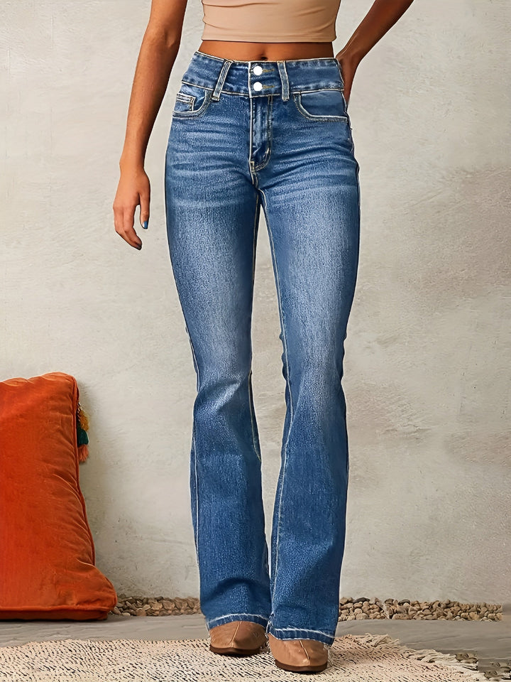 Alana - Comfortable Flared Jeans