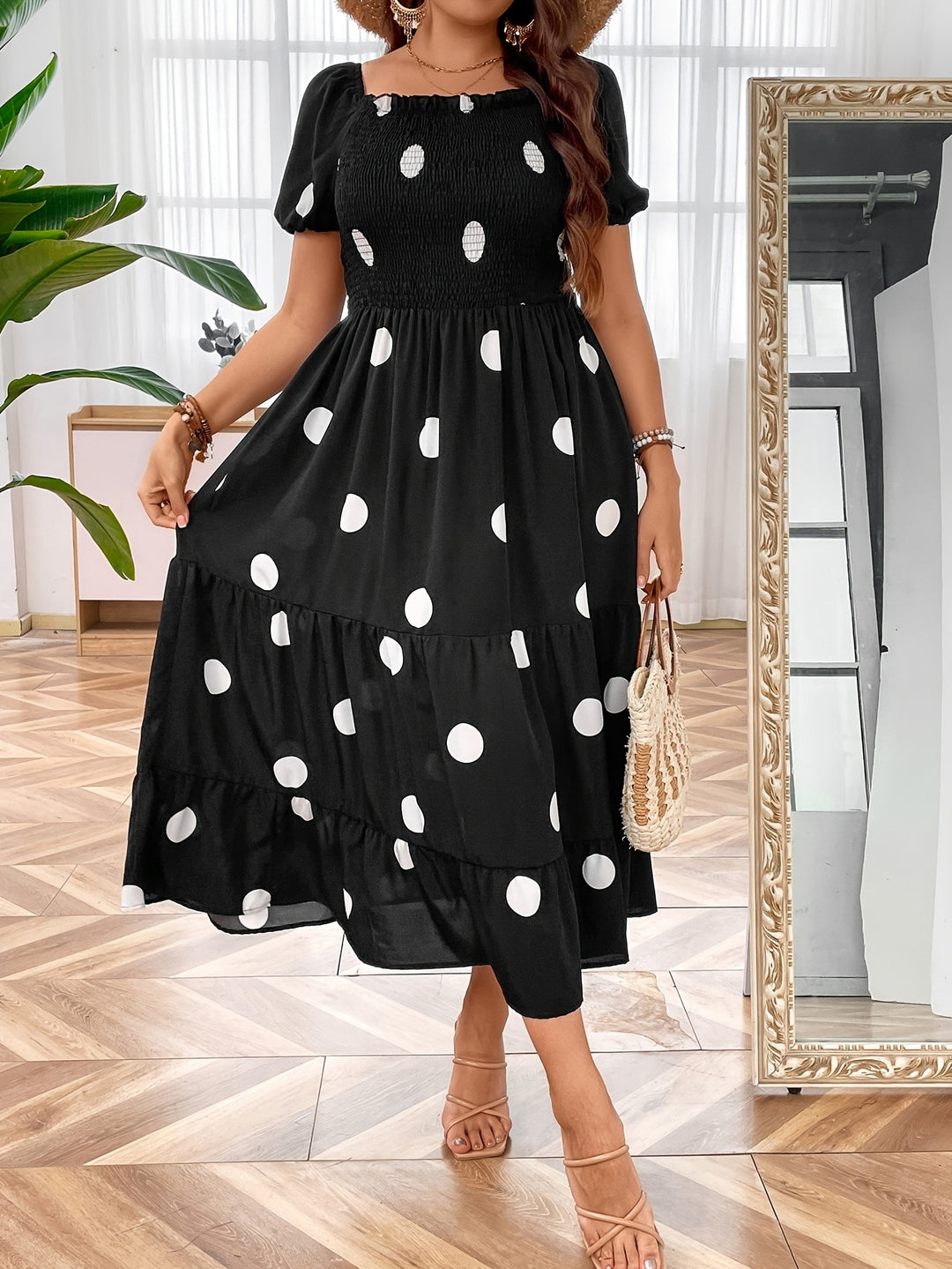 ELEANOR – Plus Square Neck Dress