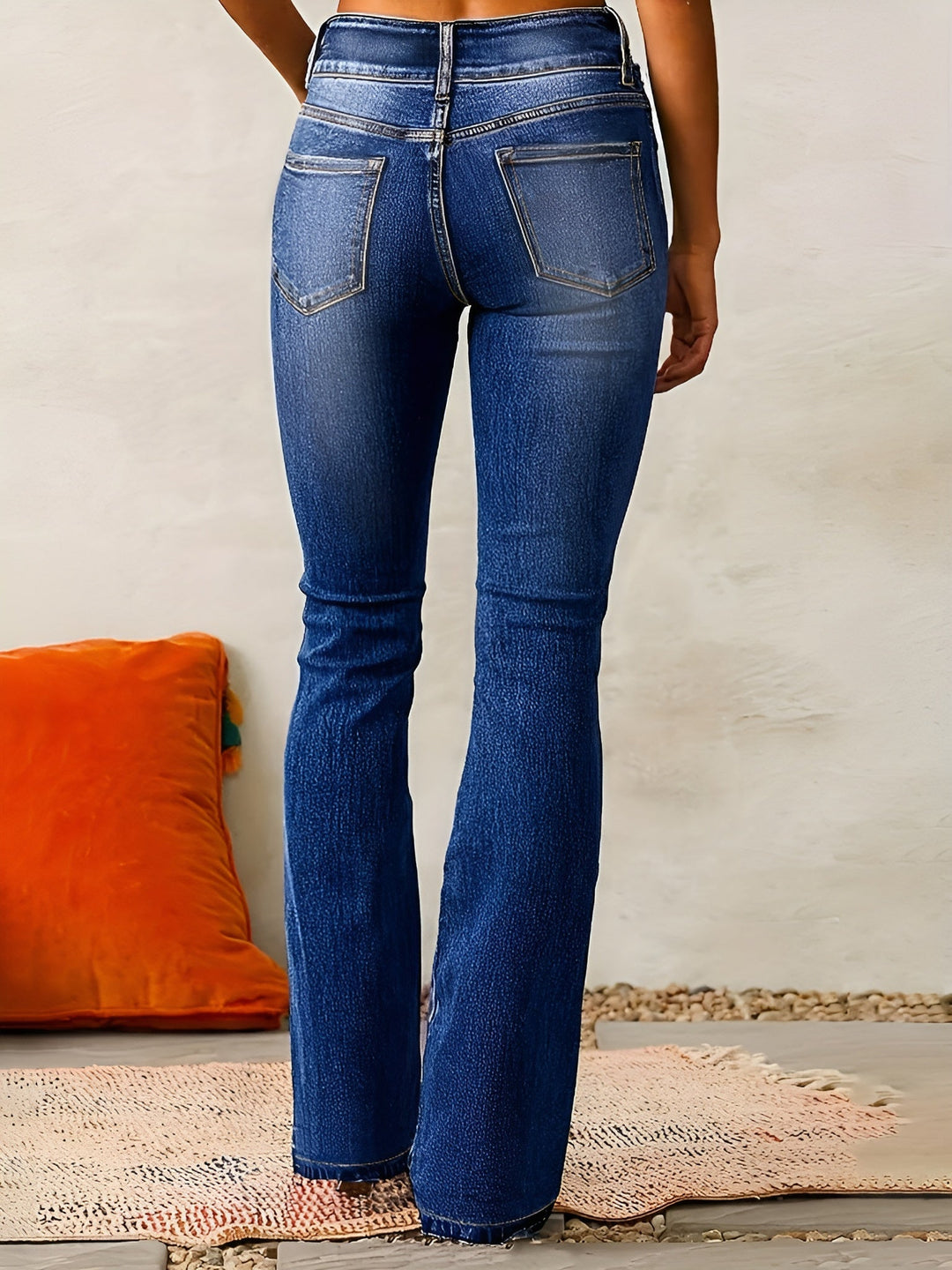 Alana - Comfortable Flared Jeans