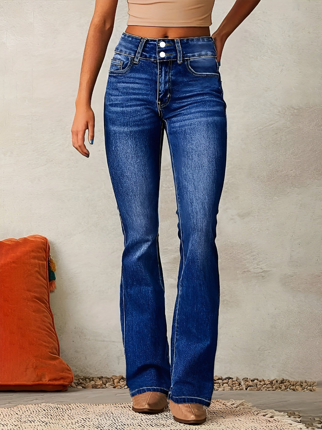 Alana - Comfortable Flared Jeans