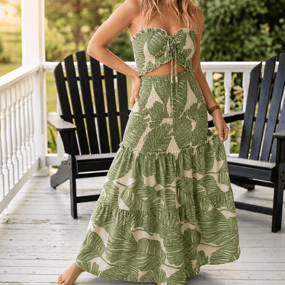 Liriosa™ – Palm-Print Strapless Maxi Dress