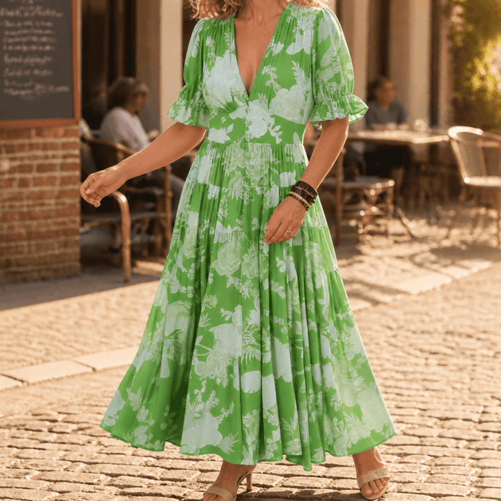 Minelda™ – Flowing Floral Maxi Dress