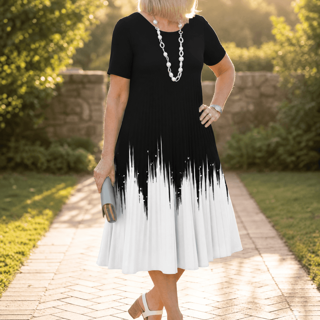 Vivara™ – Pleated Gradient Print Dress