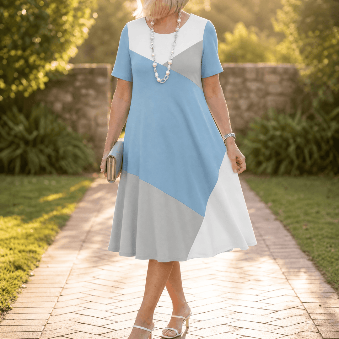 Vivara™ – Pleated Gradient Print Dress